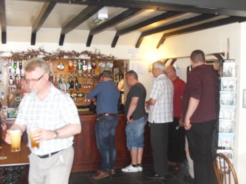 (Bar, Customers). Published on 26-06-2016