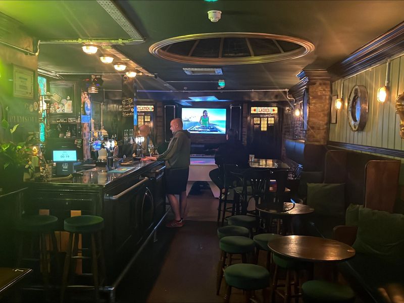 (Pub, Bar). Published on 03-06-2026 