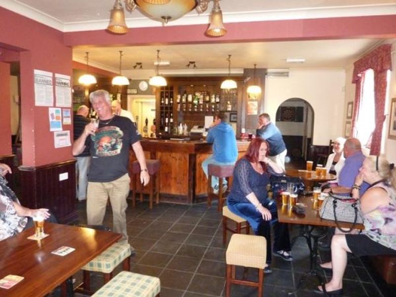 (Pub, Bar, Branch). Published on 10-09-2013
