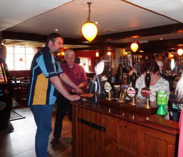 (Pub, Bar, Customers). Published on 02-03-2015