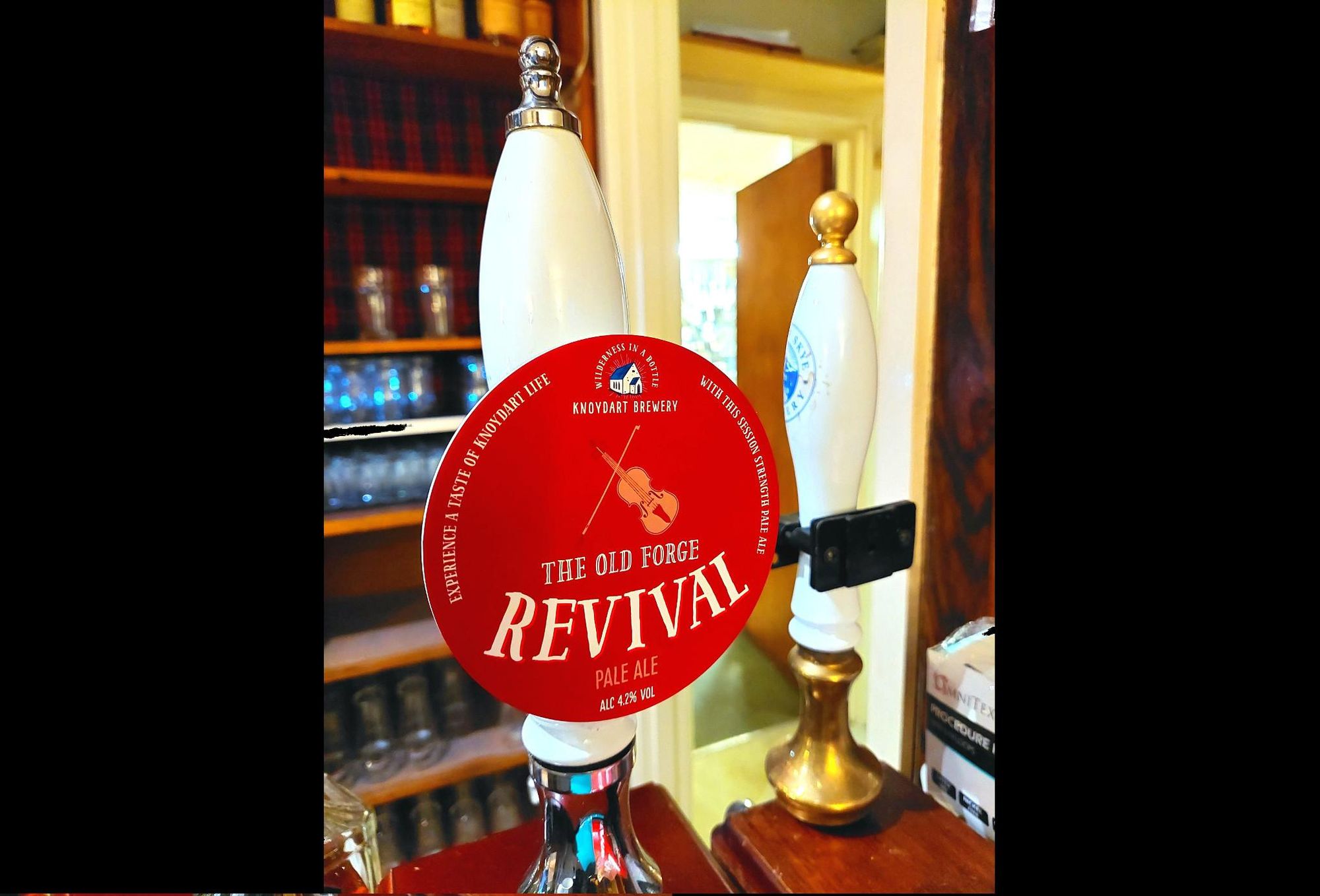 (Pub, Bar). Published on 04-05-2022