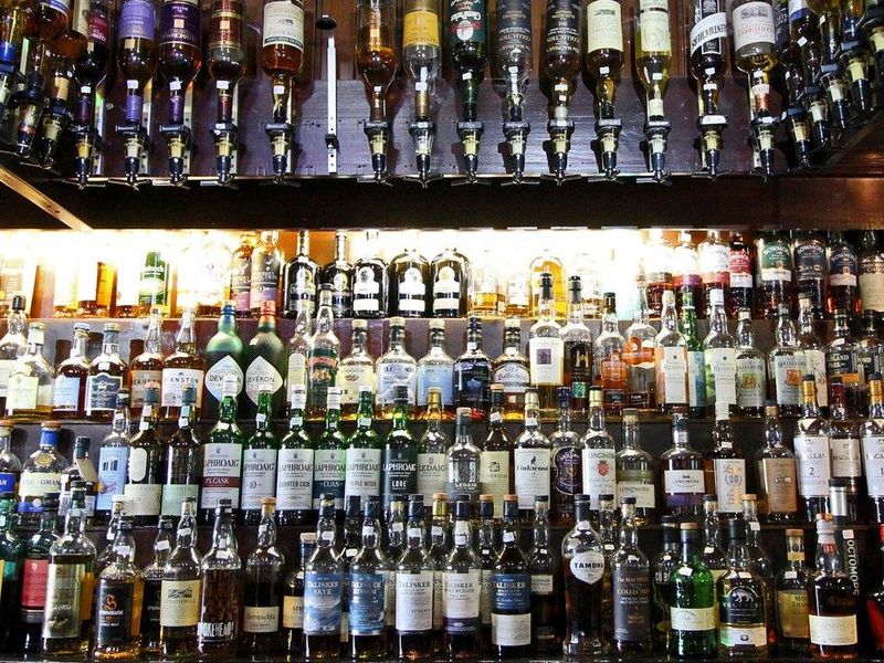 Whisky Collection. (Bar). Published on 03-01-2017 