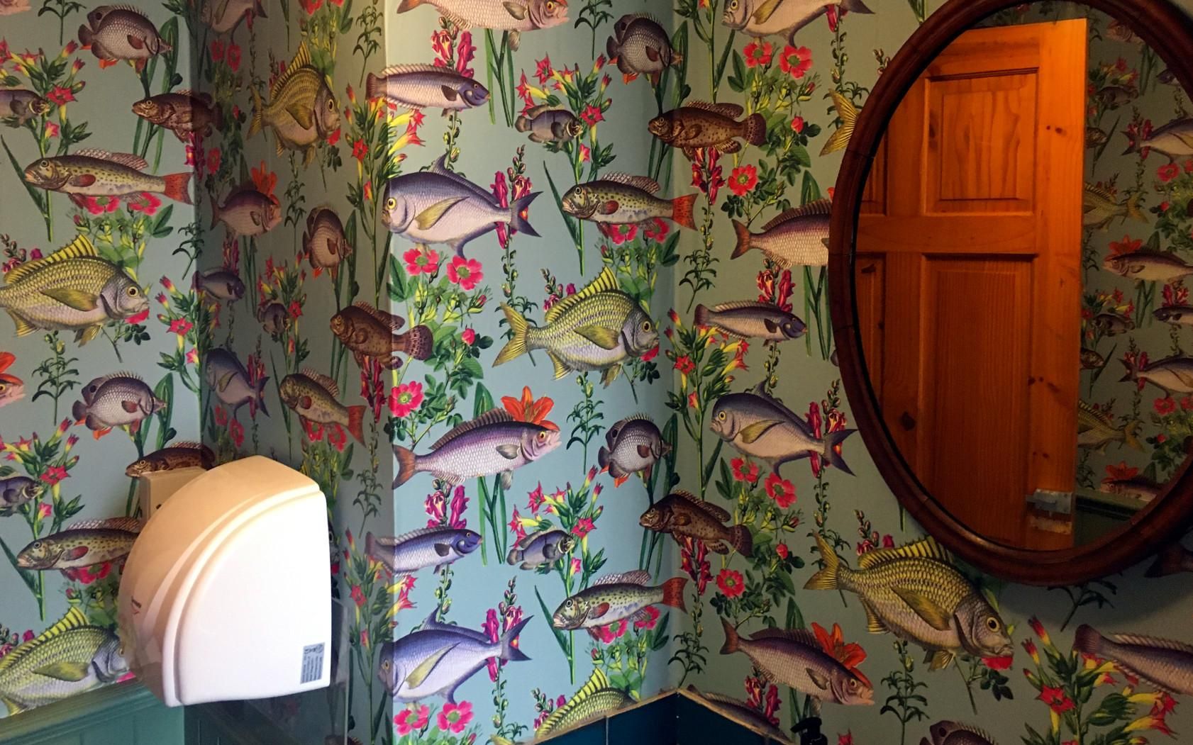 Funky Loo Wallpaper 3. (Pub). Published on 30-08-2022