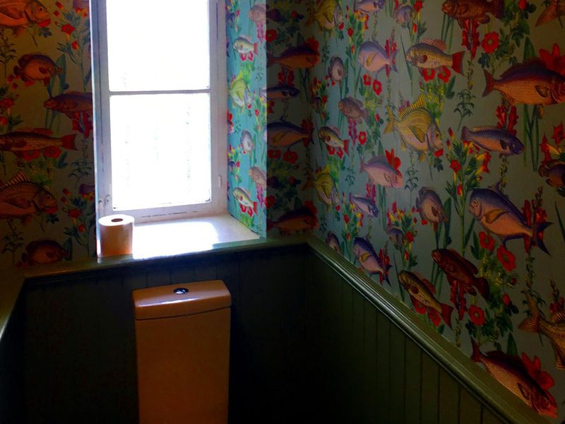 Funky Loo Wallpaper 4. (Pub). Published on 30-08-2022