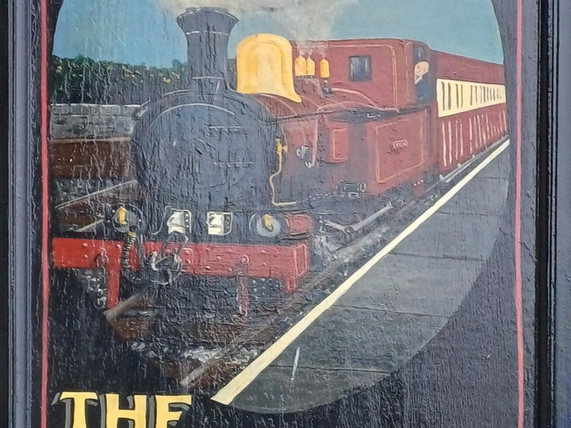 Sidings pub sign 28.6.24 (Adrian Smith). (Sign). Published on 24-11-2024 