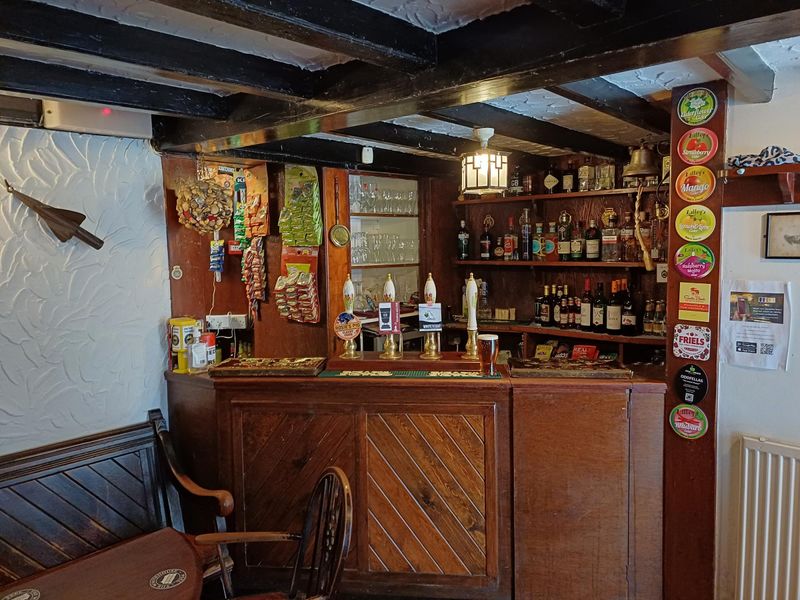 Front bar 25.6.24 (Adrian Smith). (Pub, Bar). Published on 27-11-2024