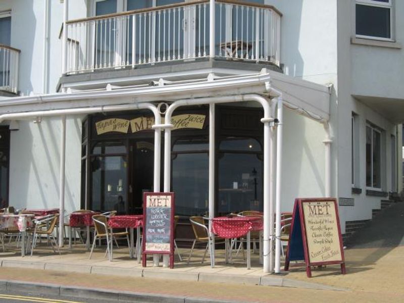 Met, Ventnor. (Pub, External). Published on 04-07-2013