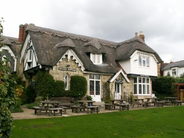 Vernon Cottage Tavern, Shanklin, Ray Scarfe. (Pub, External). Published on 02-07-2013