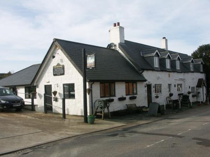 White Horse Inn, Whitwell, Ray Scarfe. (Pub, External). Published on 02-07-2013