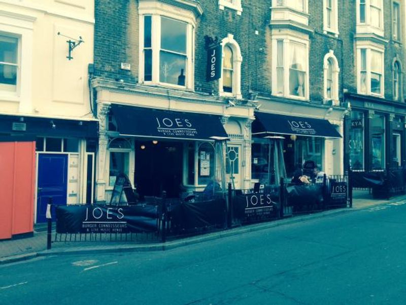Joes-cafe-bar-and-restaurant. (Restaurant). Published on 10-11-2014