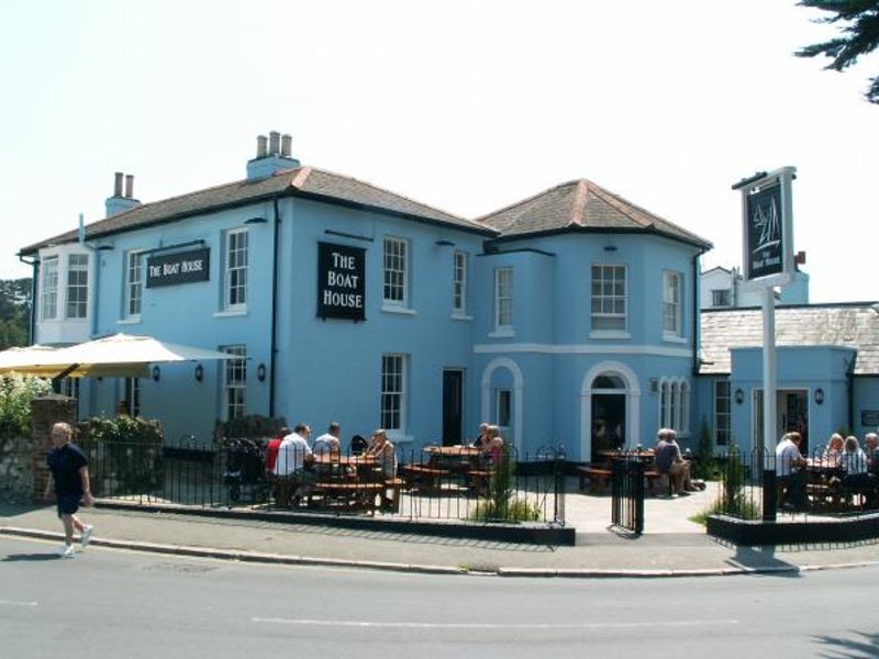 Boathouse, Seaview, Ray Scarfe. (Pub, External). Published on 02-07-2013