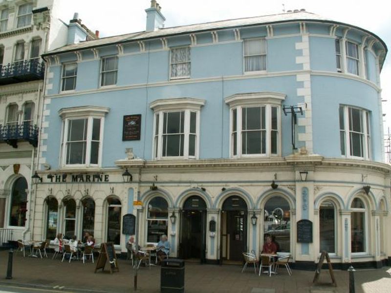 Marine Hotel, Ryde, Ray Scarfe. (Pub, External). Published on 02-07-2013