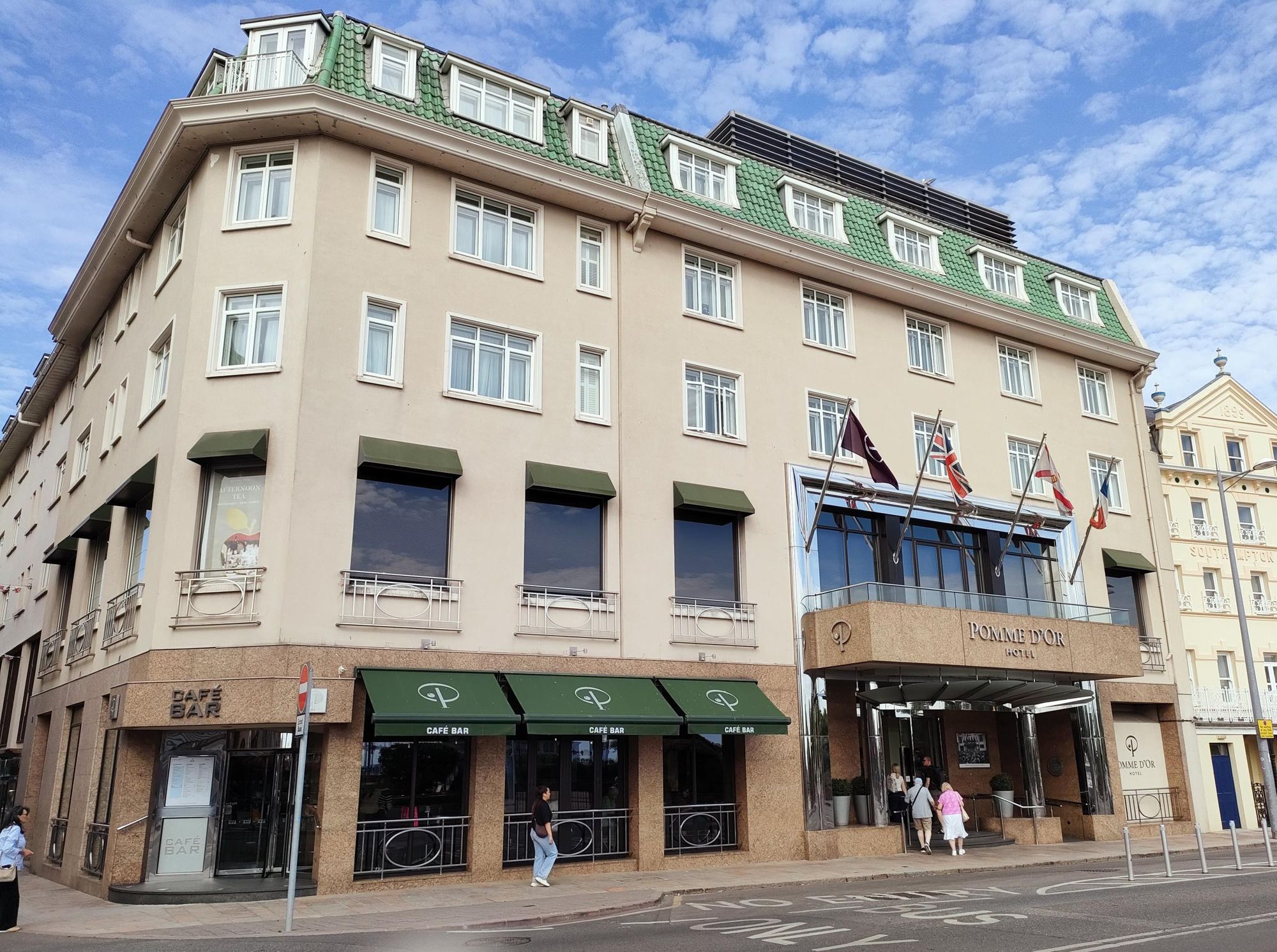 Pomme D'Or Hotel, St Helier (Photo: Alan Cooke - 30/05/2026). (Pub, External, Key). Published on 30-05-2026