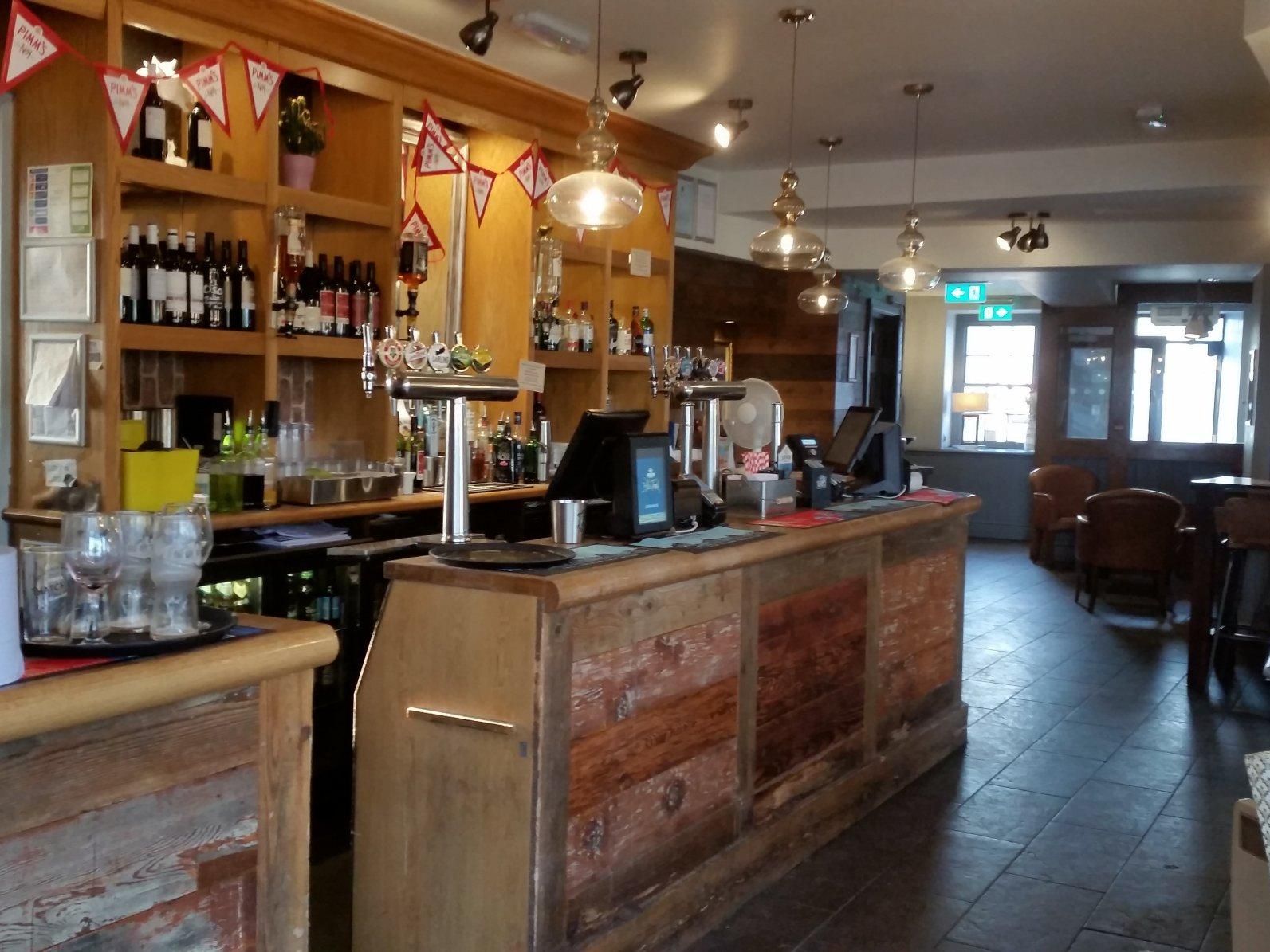White Horse, St Saviour (Photo: Neil Worthington July 2022). (Pub, Bar). Published on 01-09-2022