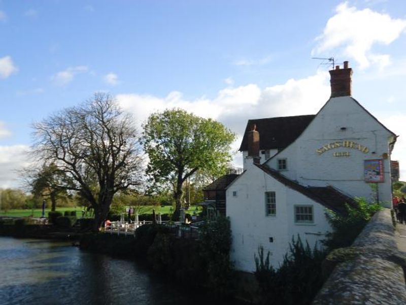 Nags Head. (Pub, External). Published on 14-12-2013