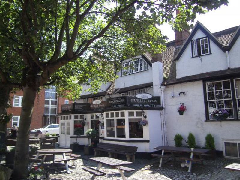 Old Black Horse. (Pub, External, Key). Published on 14-12-2013
