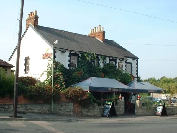 Railway. (Pub, External, Key). Published on 11-04-2015