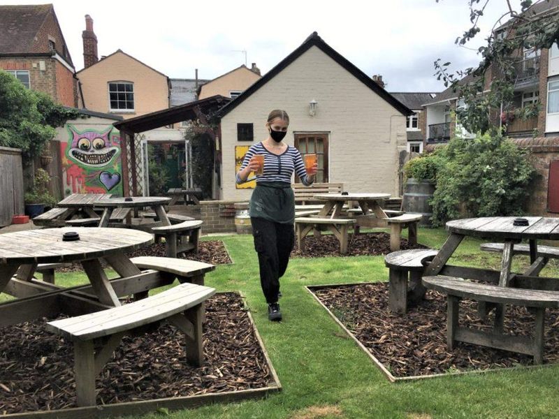 (Pub, External, Garden). Published on 27-02-2021