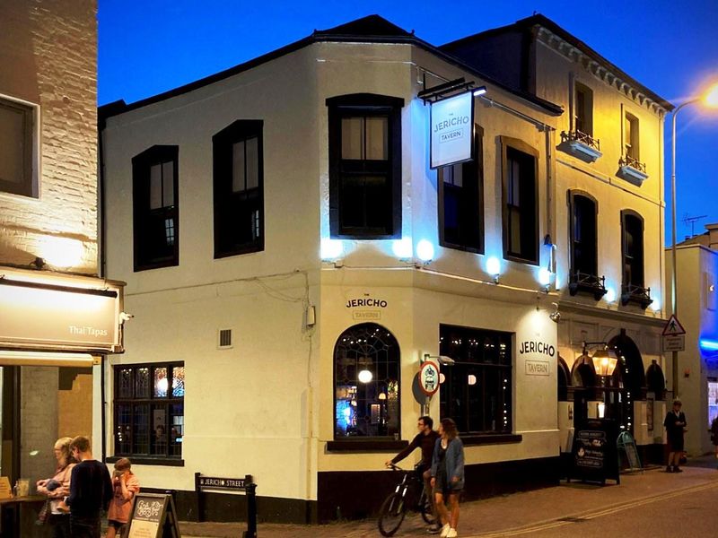 (Pub, External, Key). Published on 09-10-2025
