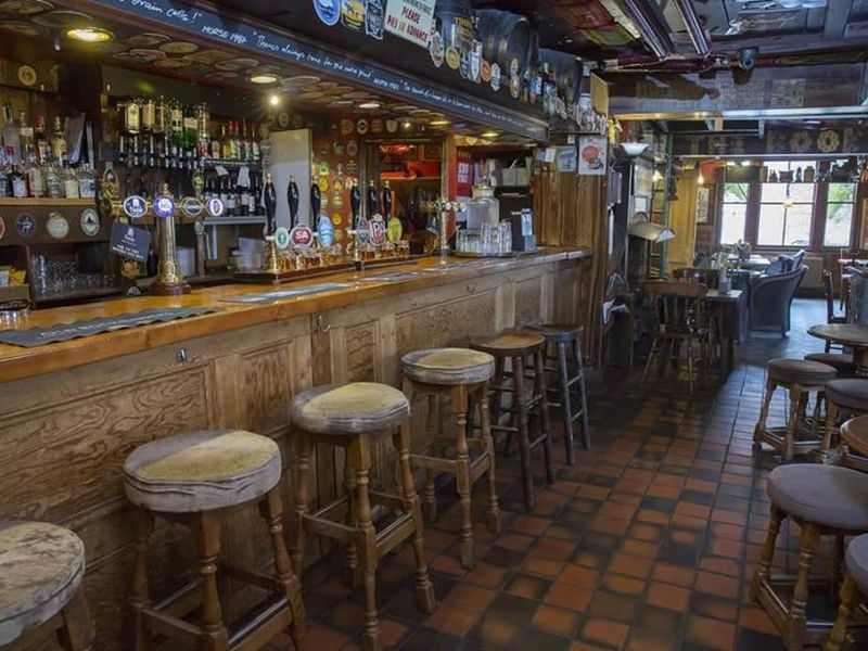 (Pub, Bar). Published on 13-03-2018