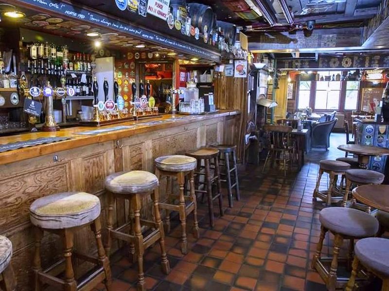 (Pub, Bar). Published on 28-09-2026