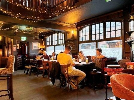 (Pub, Customers). Published on 01-09-2026