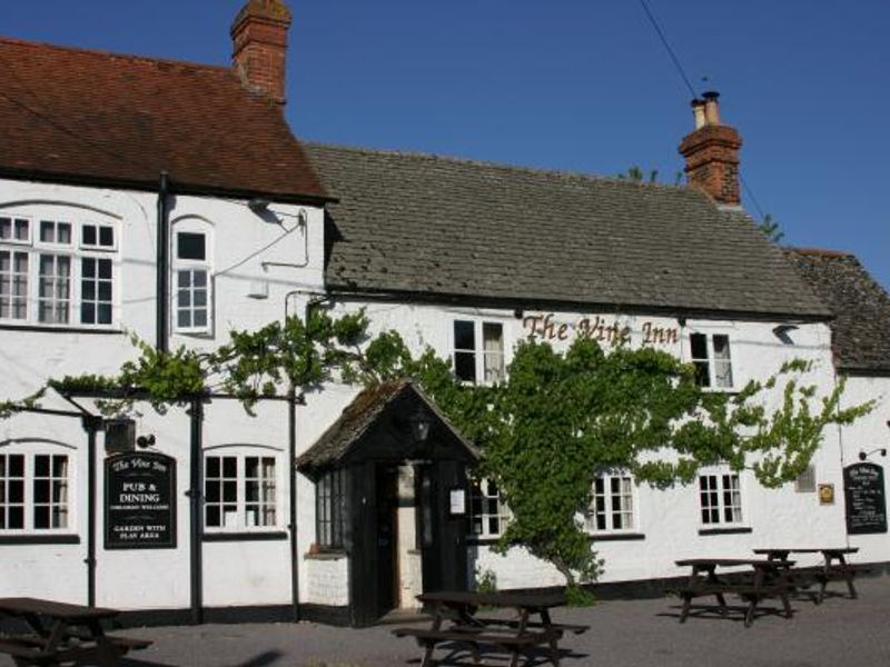 The Vine. (Pub, External, Key). Published on 12-04-2015