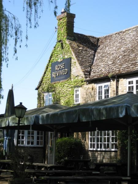 Rose Revived. (Pub, External, Key). Published on 15-04-2015