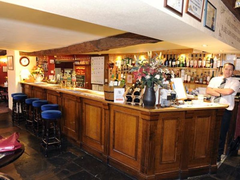 (Pub, Bar). Published on 27-02-2015