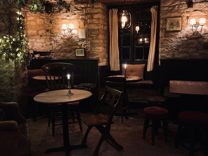 (Bar). Published on 22-05-2025 