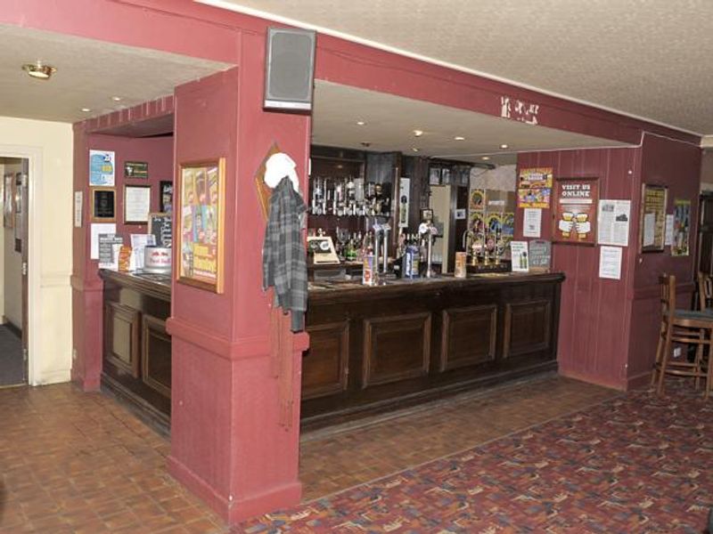 (Pub, Bar). Published on 06-01-2016