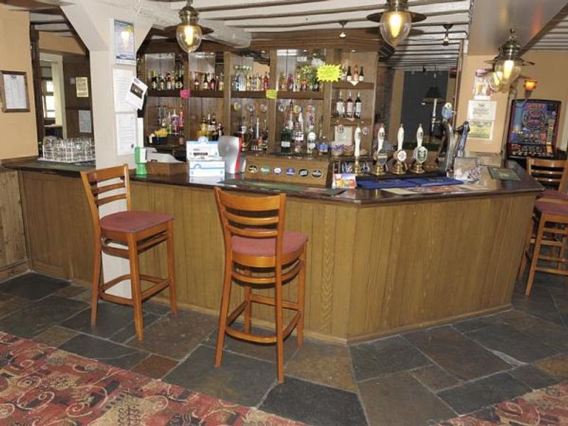 (Pub, Bar). Published on 18-05-2015
