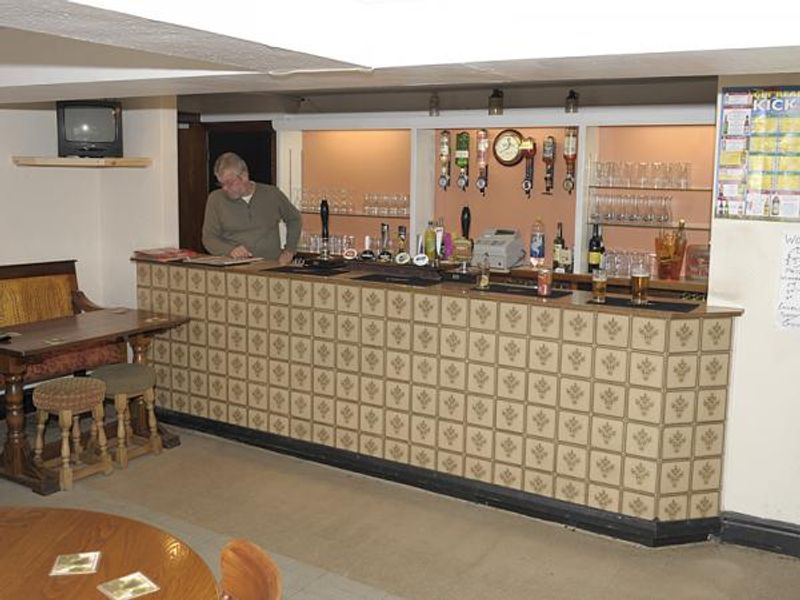 (Pub, Bar). Published on 03-02-2015