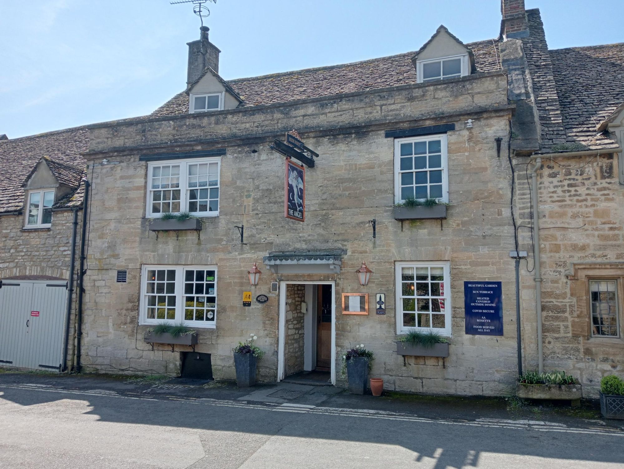 (Pub, External). Published on 31-08-2024