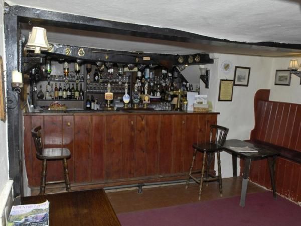 (Pub, Bar). Published on 26-02-2015