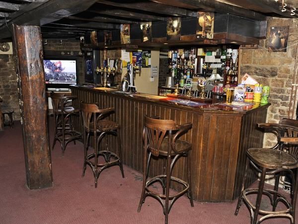 (Pub, Bar). Published on 23-03-2015