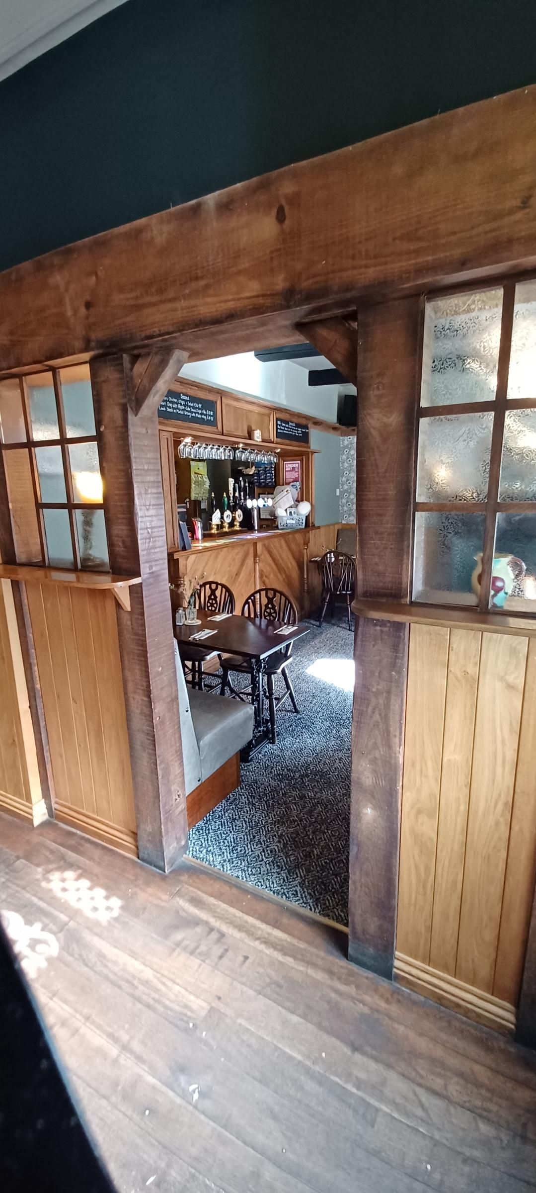 Front bar. (Bar). Published on 07-06-2026