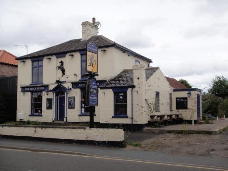 Black Horse. (Key). Published on 22-08-2013
