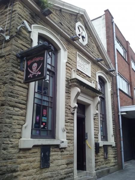 (Pub, External, Sign). Published on 14-04-2016
