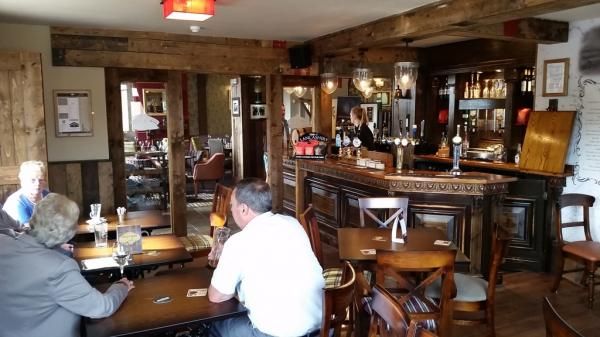 (Pub, Bar). Published on 10-09-2014