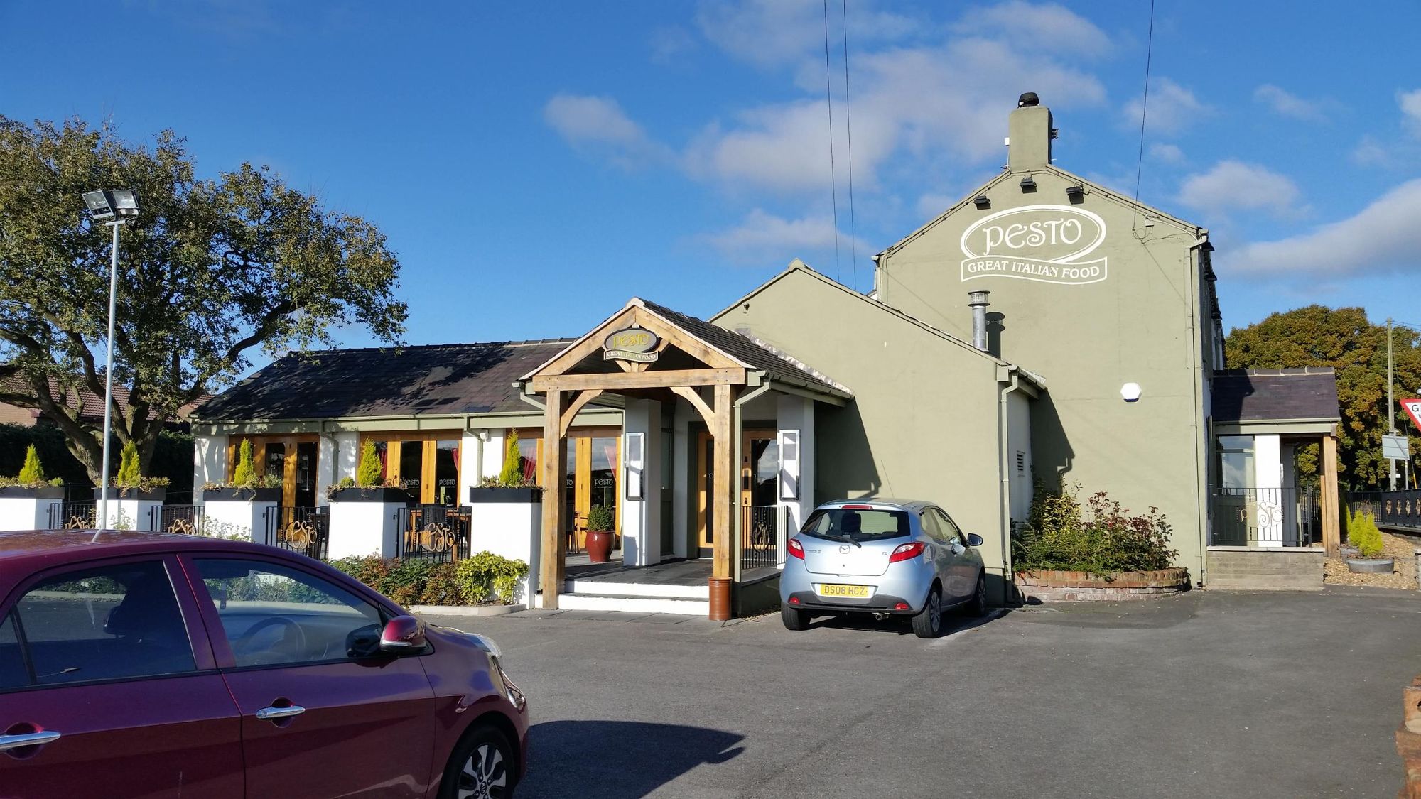 (Restaurant). Published on 24-11-2016