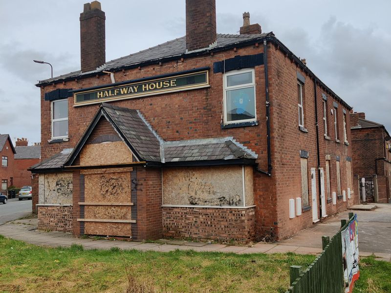 Photo taken on 21 Feb 2021. (Pub, External, Sign, Key). Published on 22-03-2021 