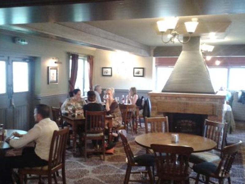 Dog & Partridge, Charnock Richard 5.7.16. (Pub, Restaurant). Published on 05-07-2016 