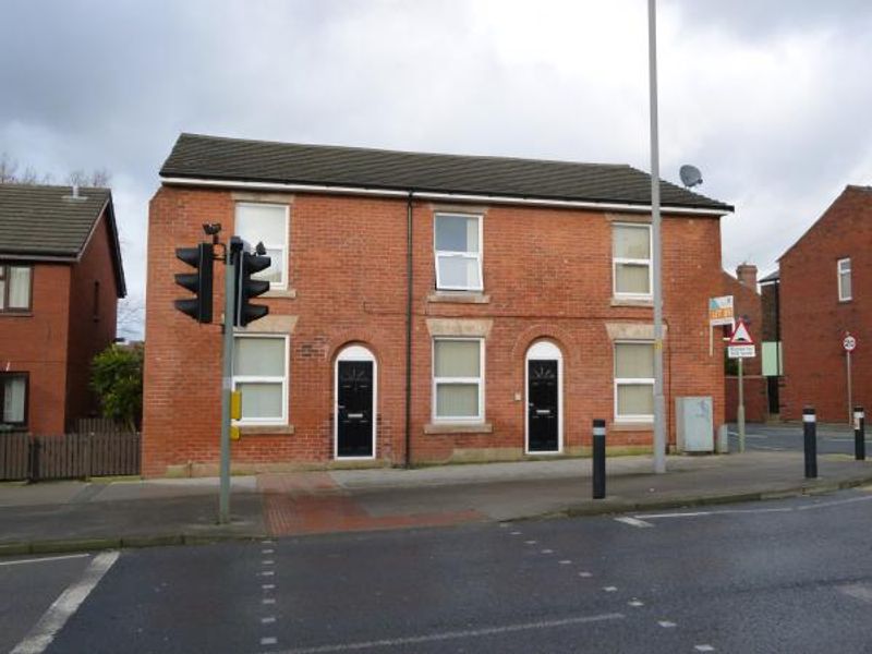 Alma - converted into flats - Chorley 15.1.16. (External). Published on 15-01-2016