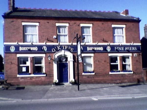 Oak Tree at Coppull. (Pub, External, Key). Published on 21-07-2015