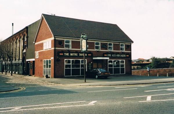 Mitre Tavern, Preston (Jim Holderness). (Pub, External, Key). Published on 07-01-2014