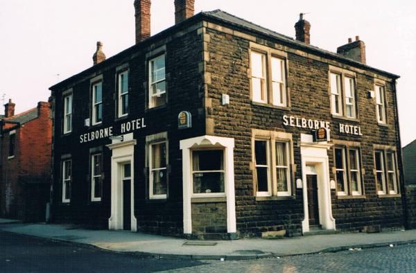 Selborne, (Jim Holderness). (Pub, External, Key). Published on 15-07-2015
