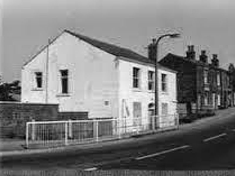 Spinners Arms, Harpers Lane, Chorley. (Pub, External, Key). Published on 22-07-2015 