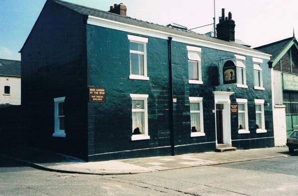 Fox & Duck, Preston (Jim Holderness). (Pub, External, Key). Published on 28-10-2015