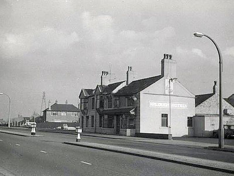 Plough at Lea. (Pub, External). Published on 28-10-2015 